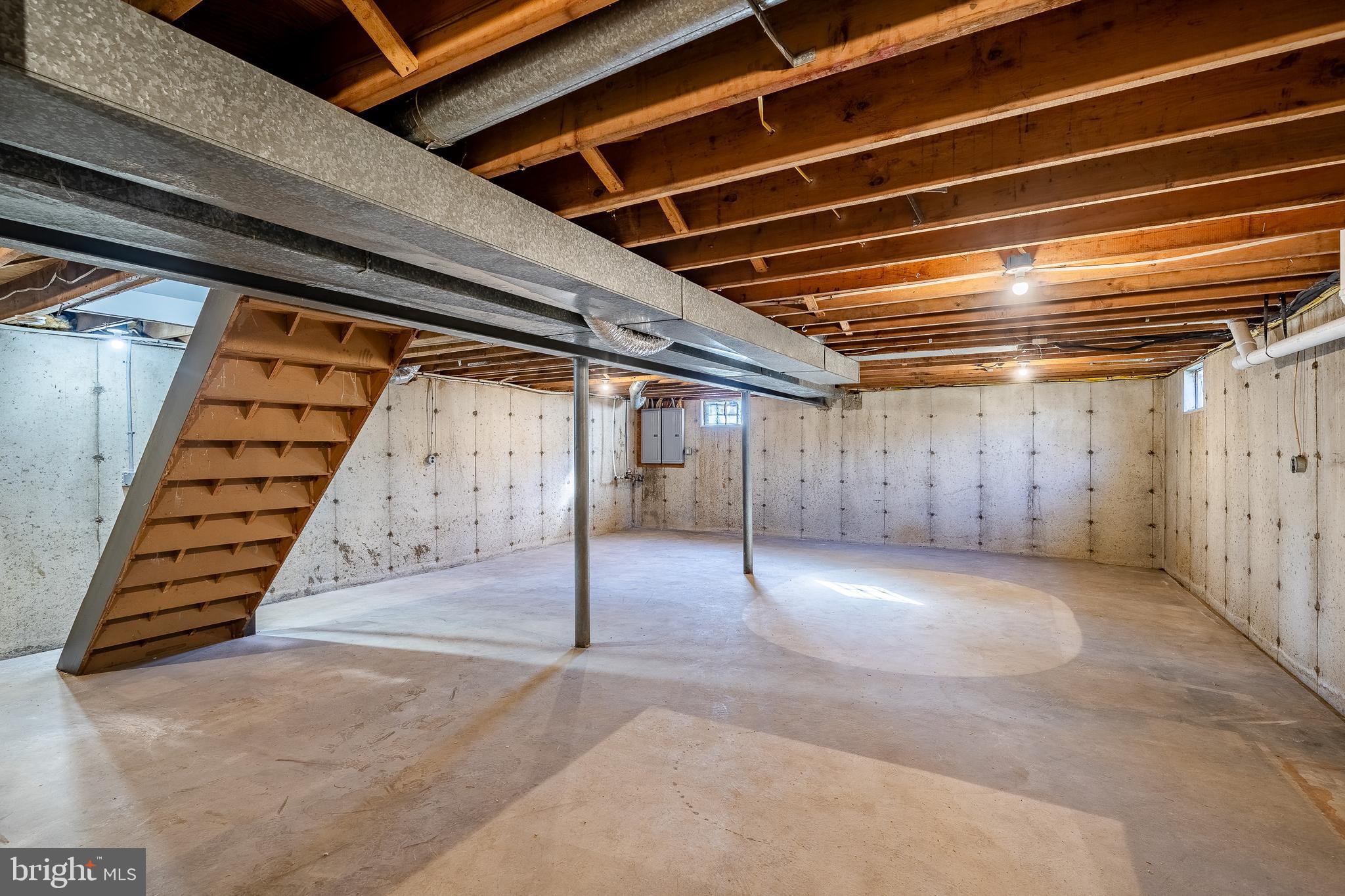 MILL CREEK ESTS - Residential