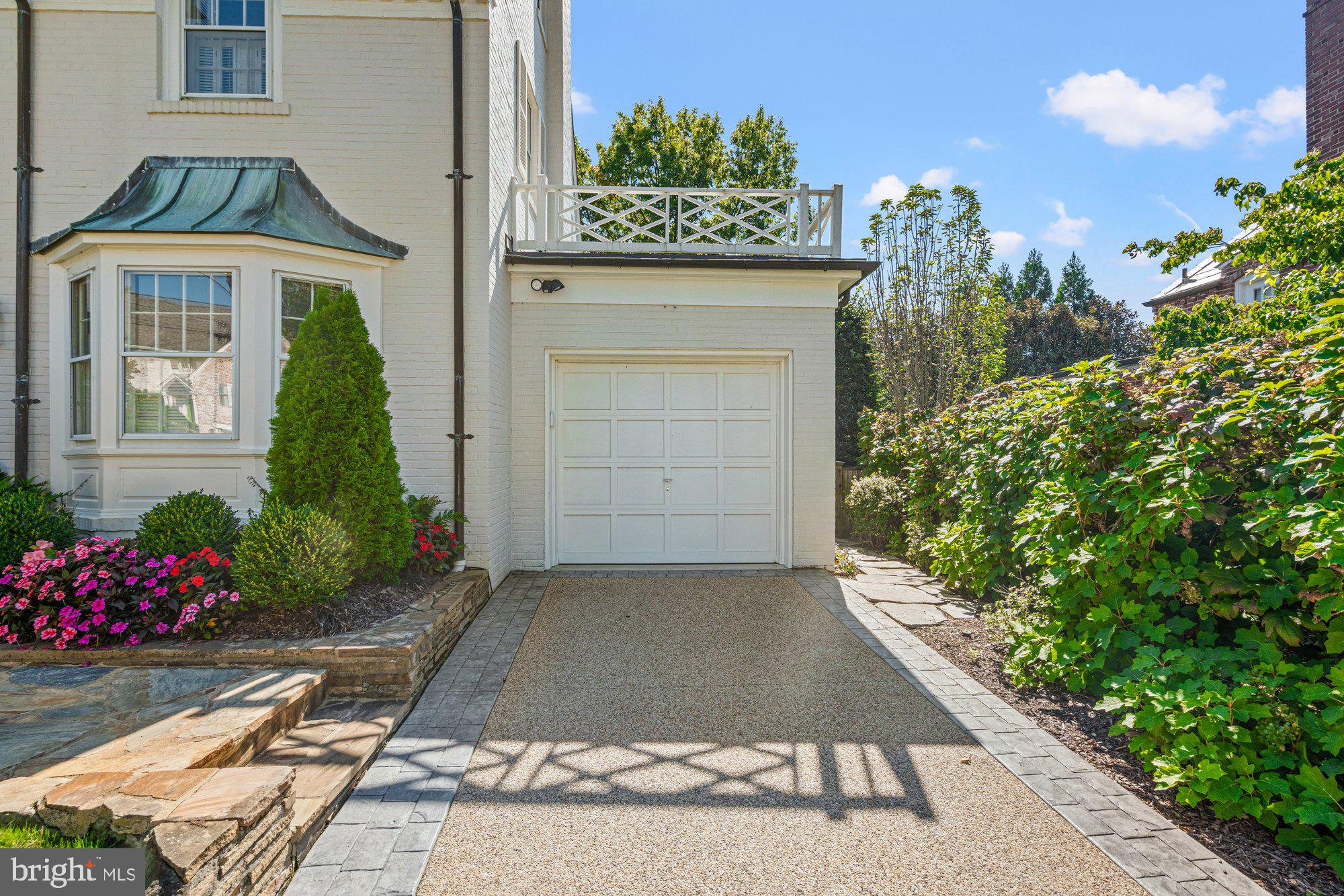 2109 FORESTHILL ROAD
