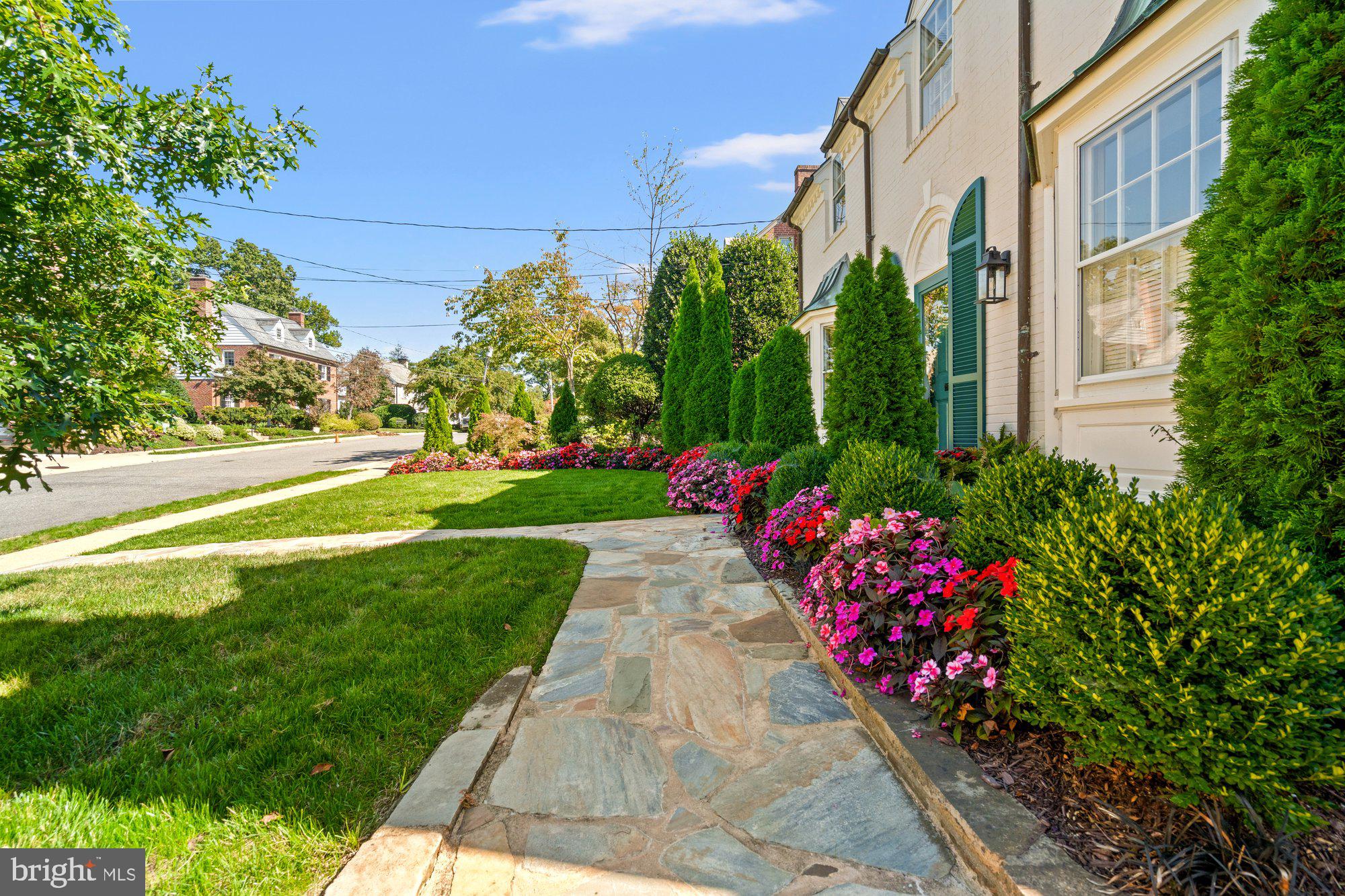2109 FORESTHILL ROAD