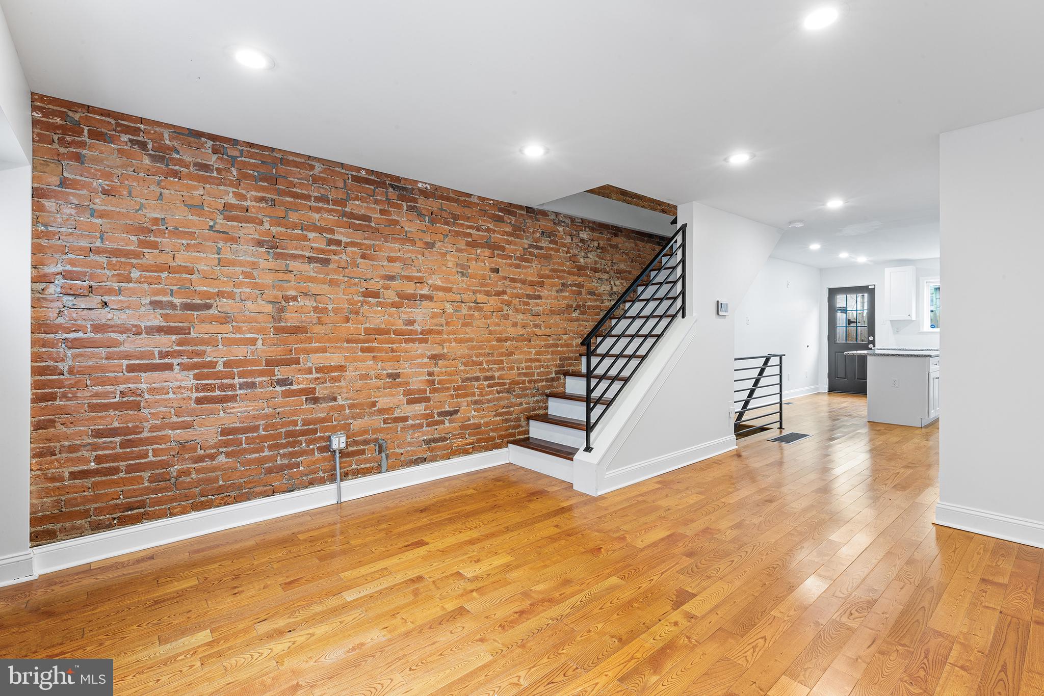 1411 S MOLE STREET