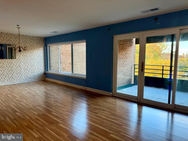 TOWSONGATE CONDOMINIUMS - Residential