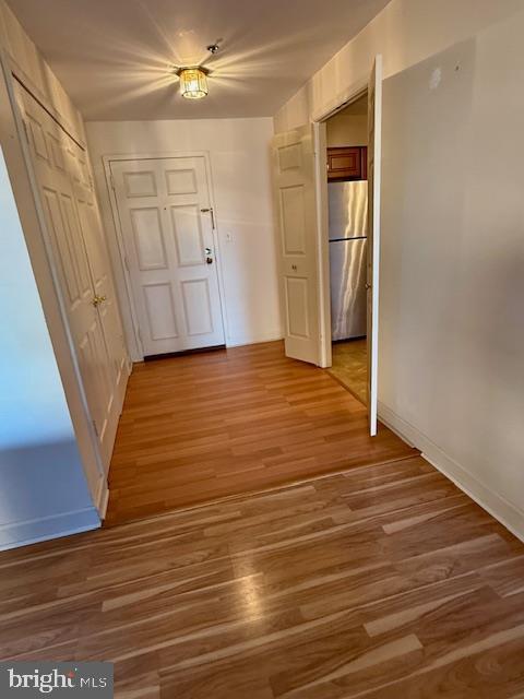 2 SOUTHERLY COURT 402