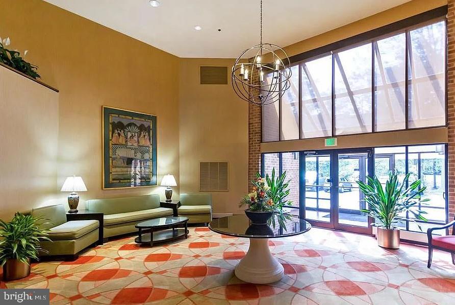 TOWSONGATE CONDOMINIUMS - Residential