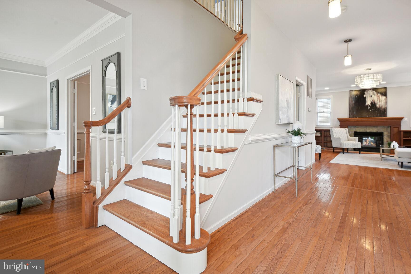 KENSINGTON - Residential