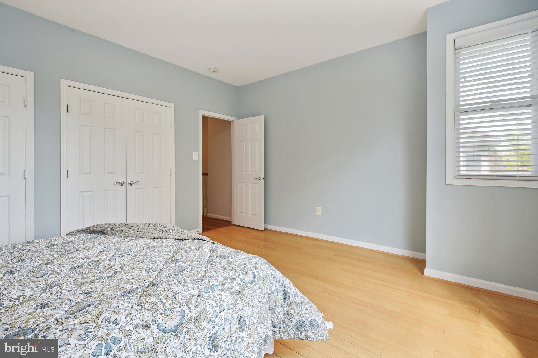 KENSINGTON - Residential