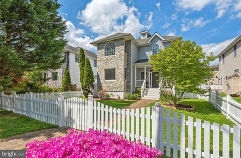 Photo of 3611 Perry Avenue, Kensington, MD 20895 (MLS # MDMC2128472) Photo of 3611 Perry Avenue, Kensington, MD 20895 (MLS # MDMC2128472)