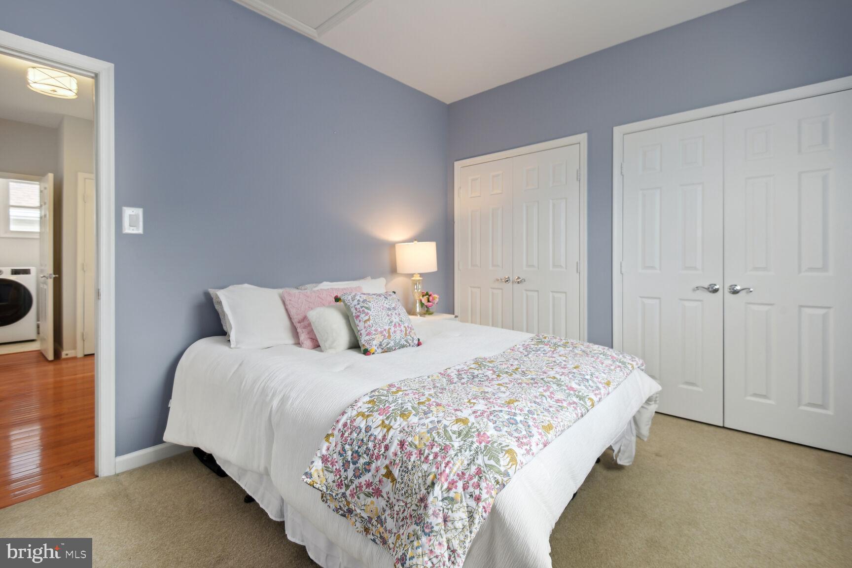 KENSINGTON - Residential