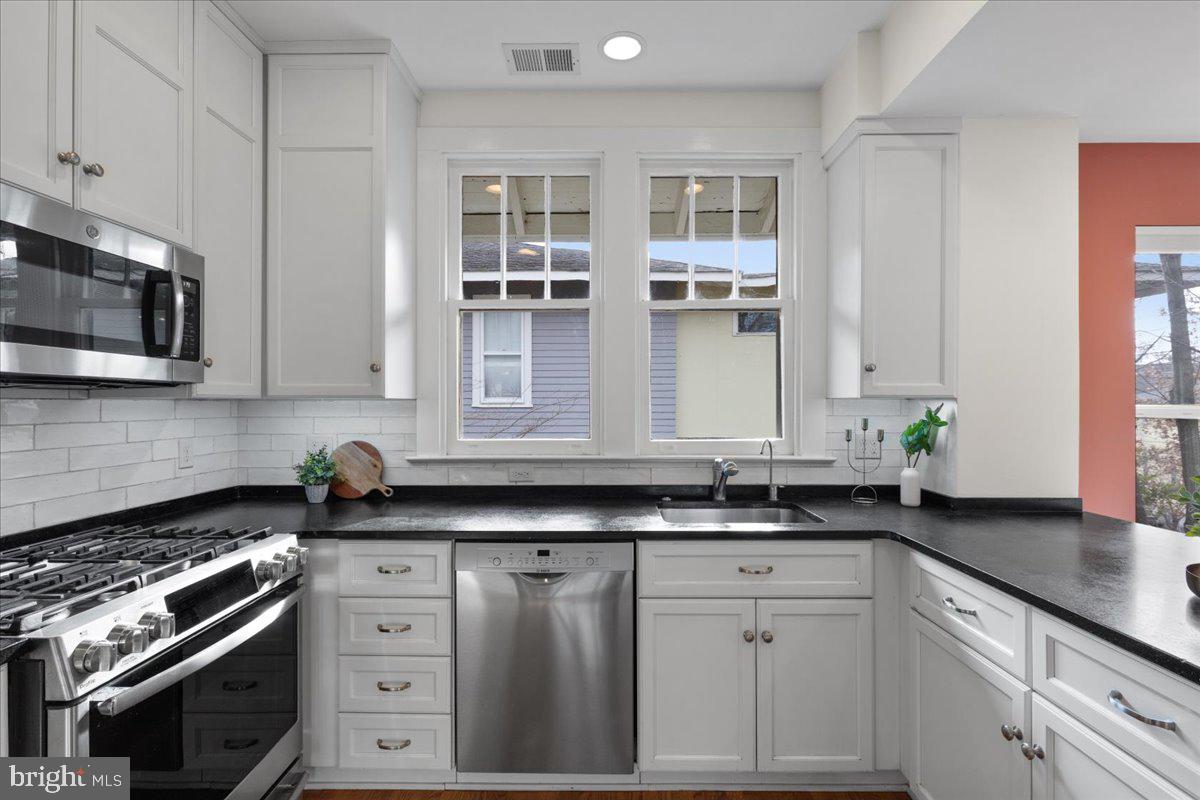 TAKOMA PARK - Residential