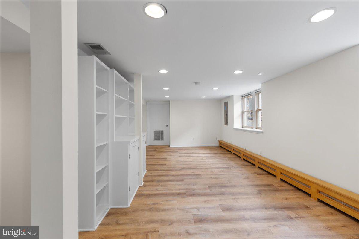 TAKOMA PARK - Residential