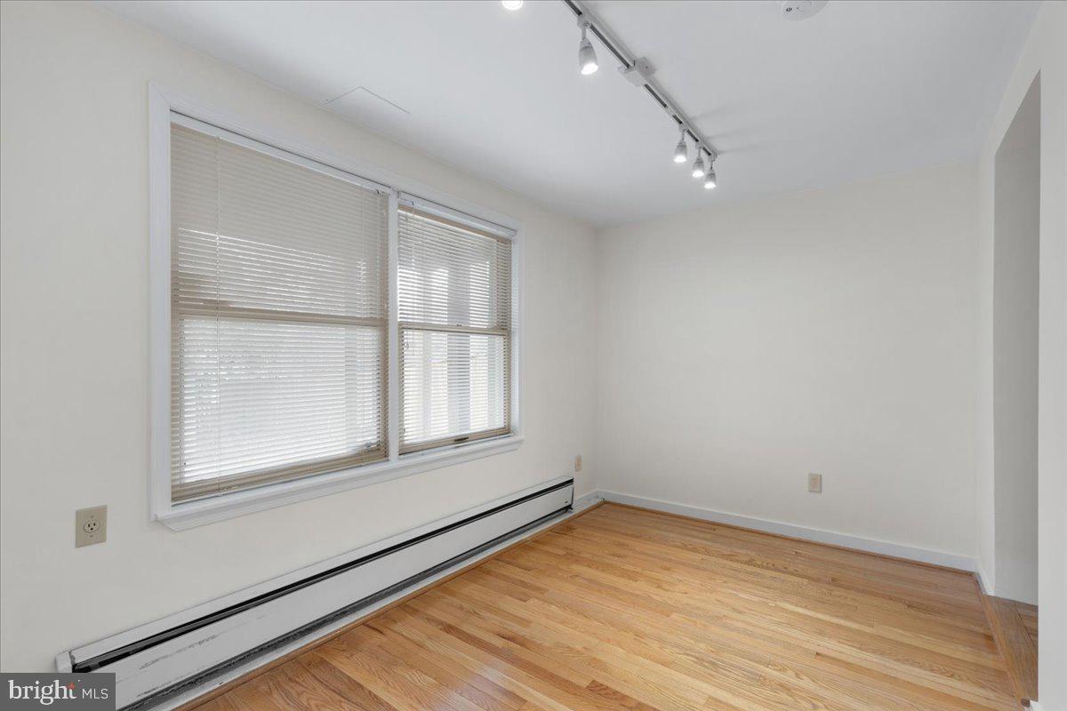 TAKOMA PARK - Residential