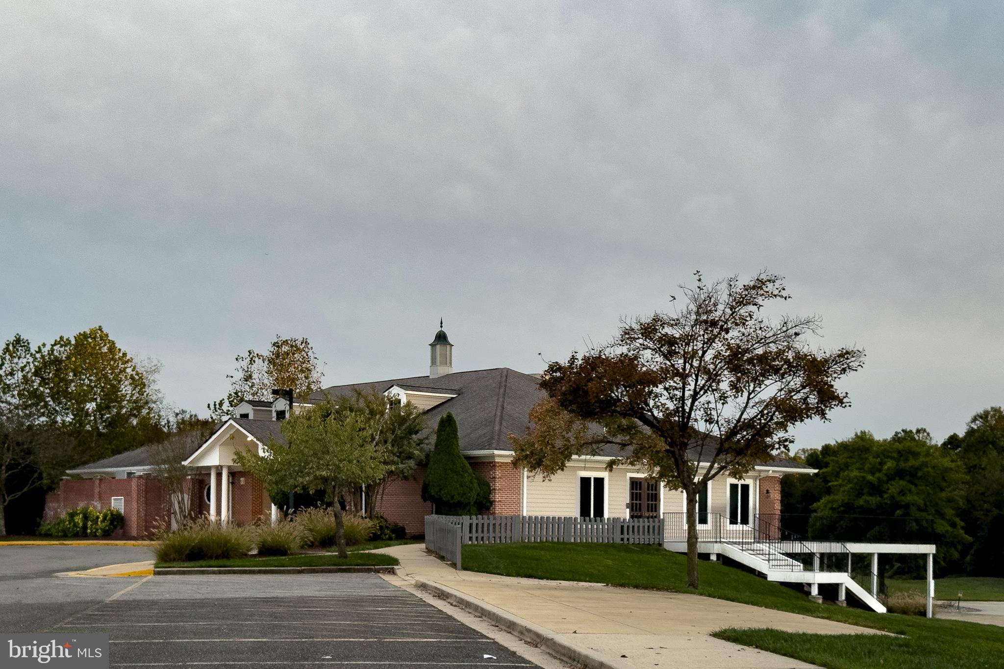 CROSS CREEK CLUB - Residential