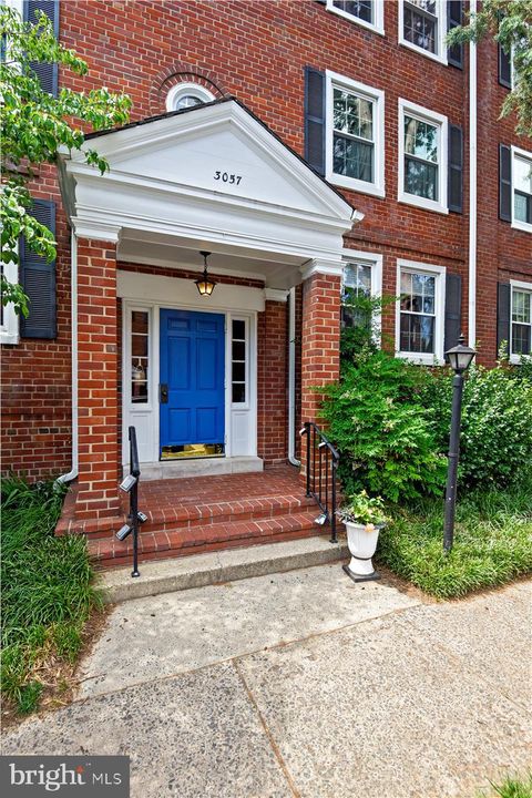 3057 S BUCHANAN STREET B1 ARLINGTON VA 22206