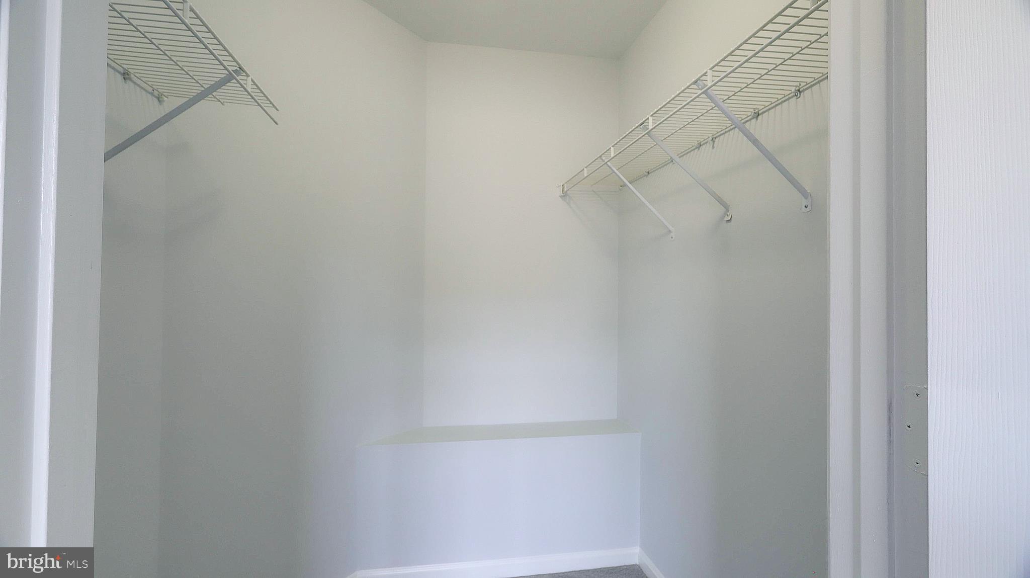 FOUNDERS WALK - Residential