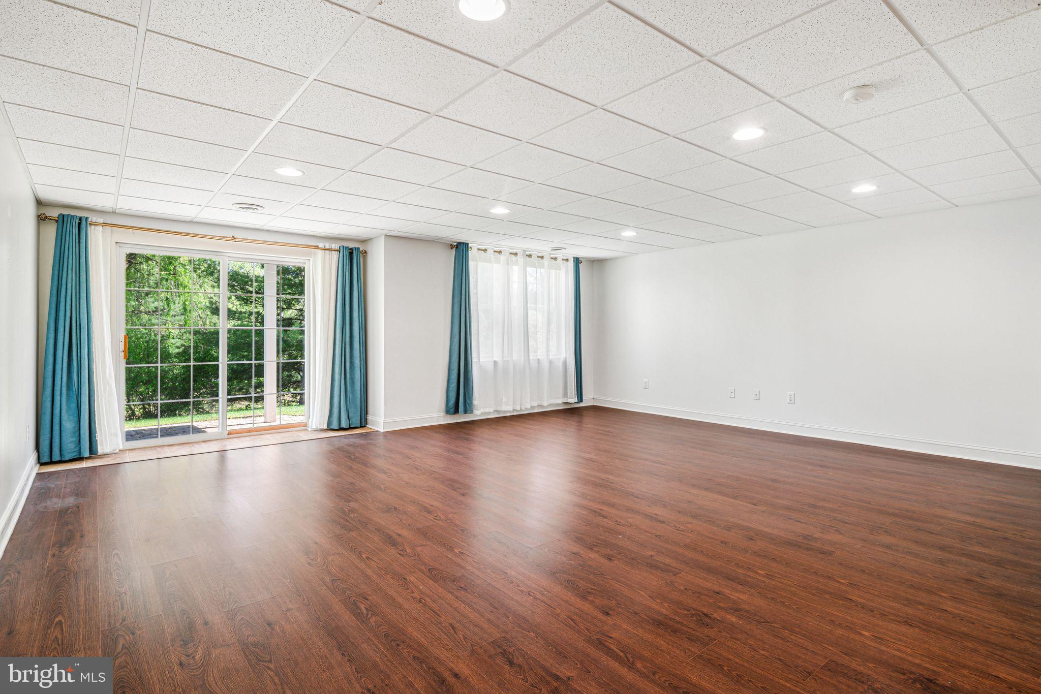 GREENBRIAR - Residential