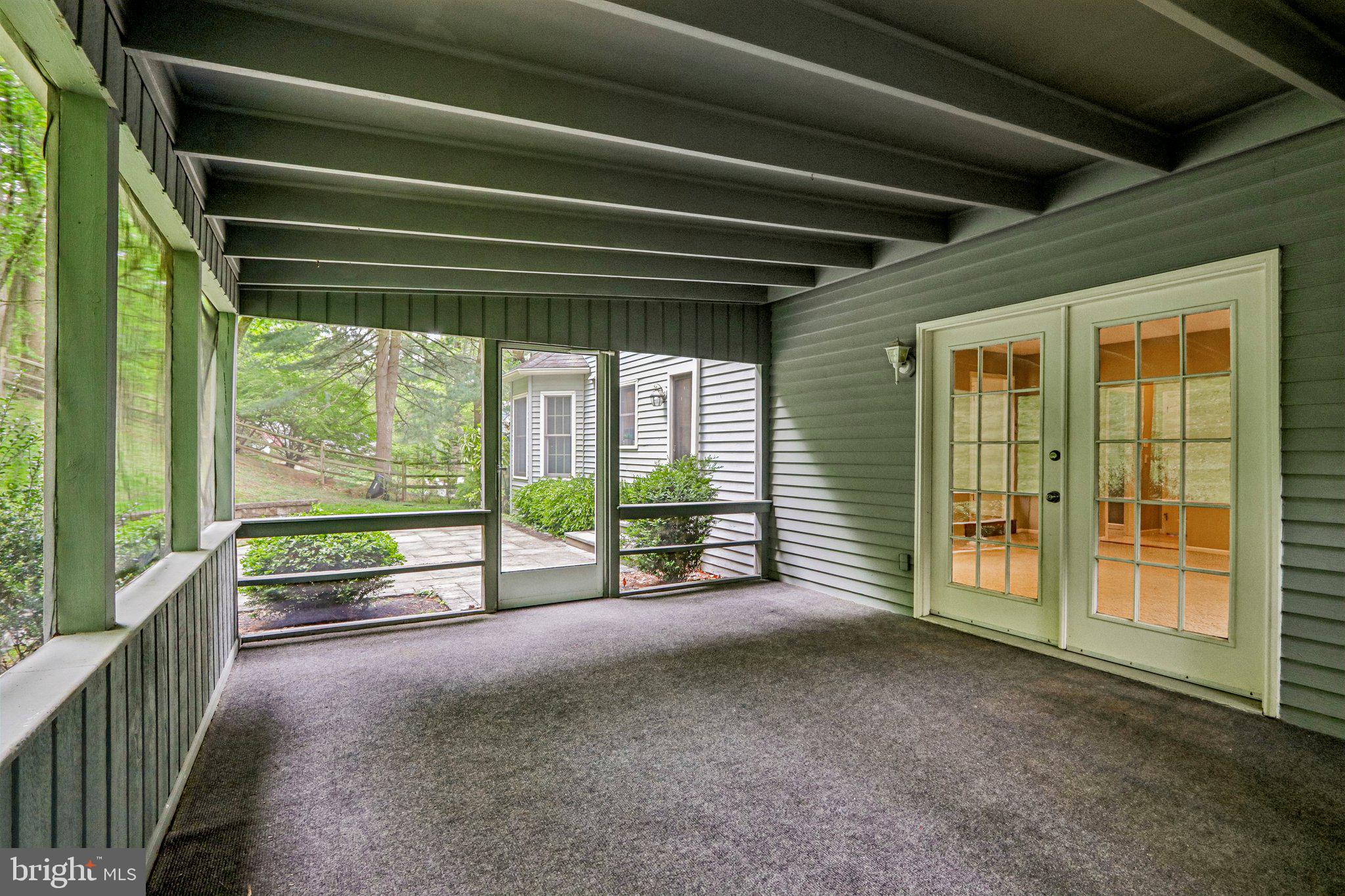 LEXTON WOODS - Residential