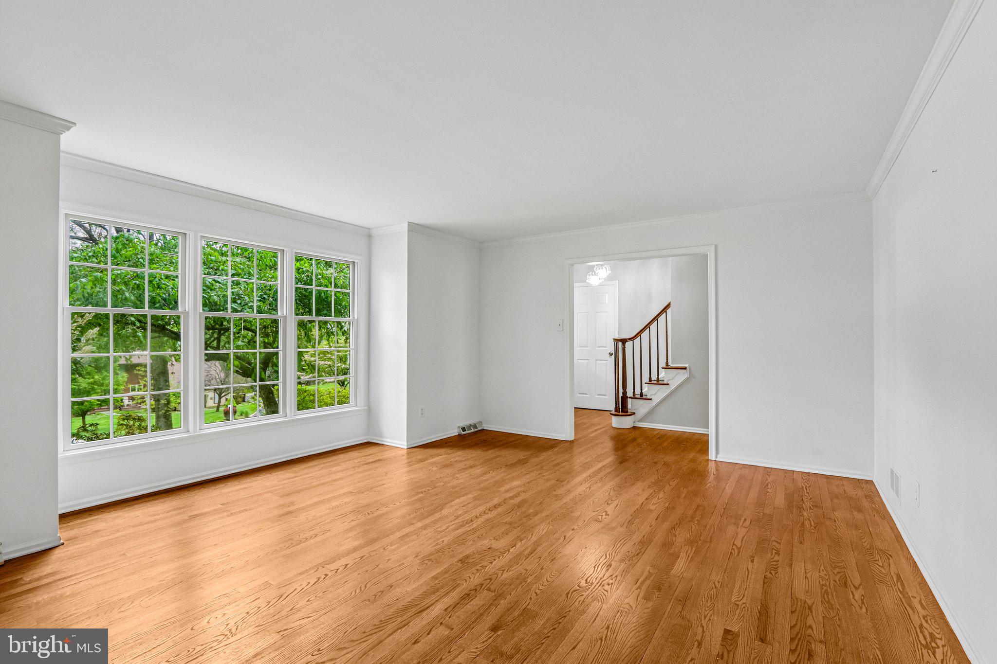 LEXTON WOODS - Residential