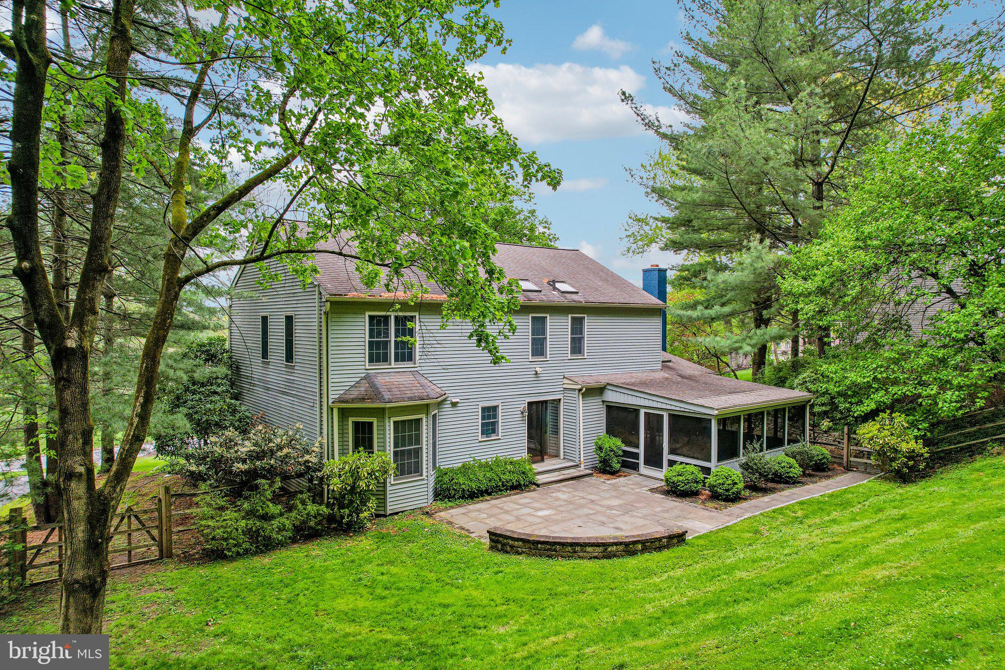 LEXTON WOODS - Residential