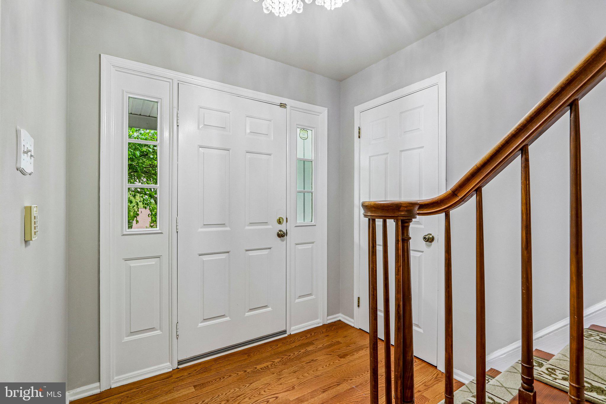 LEXTON WOODS - Residential