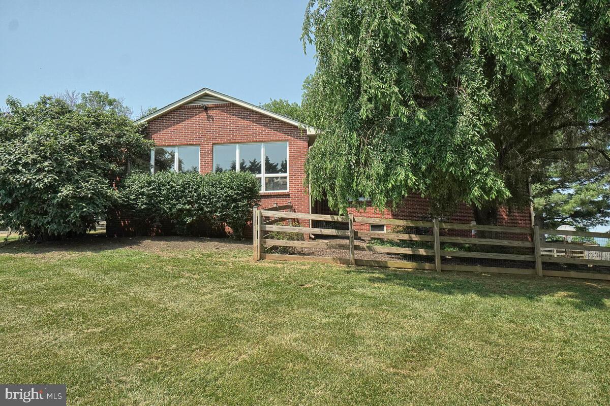 MIDDLETOWN - Residential