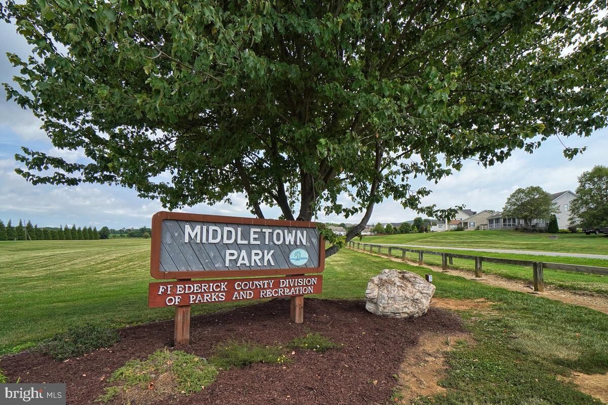 MIDDLETOWN - Residential