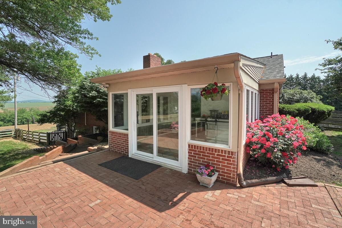 MIDDLETOWN - Residential