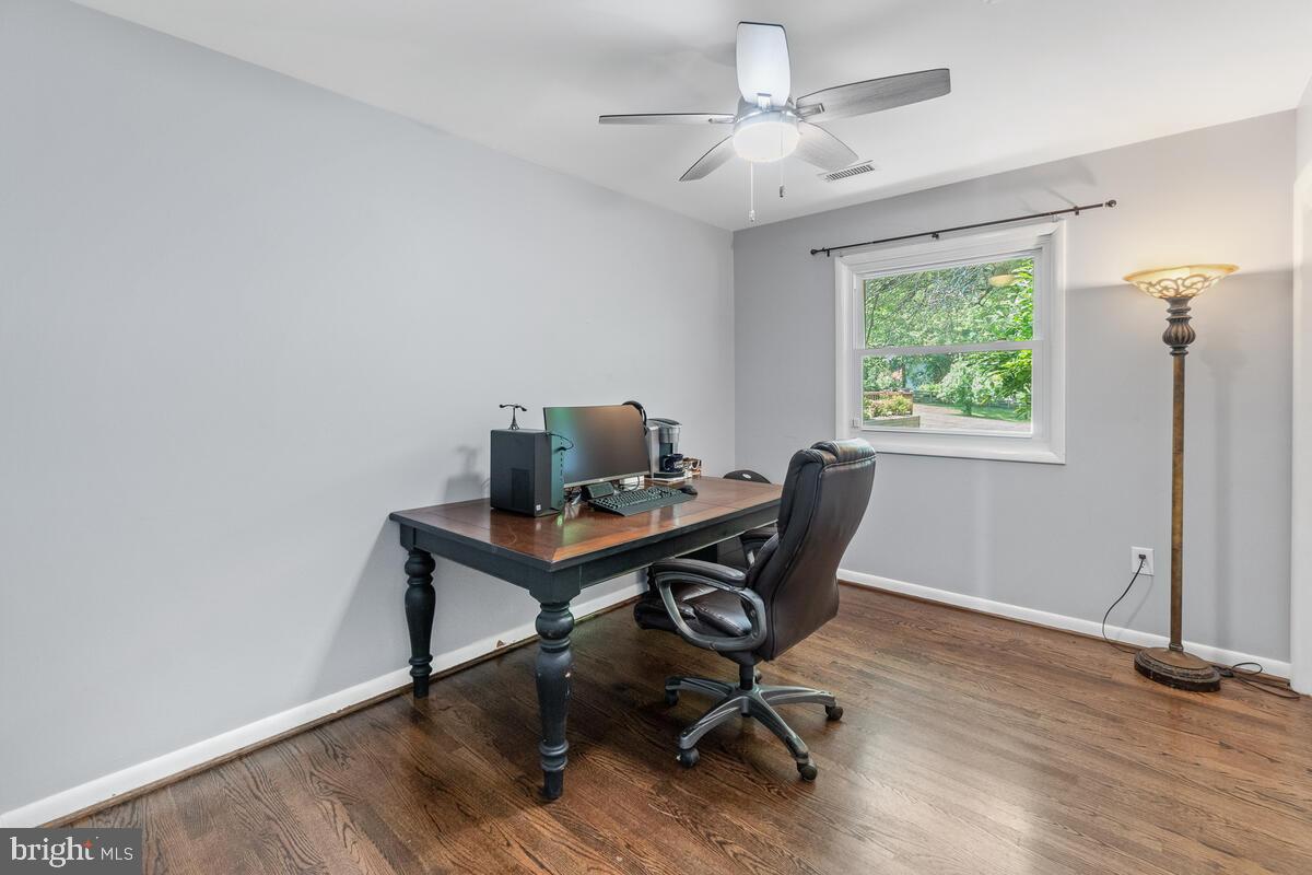 MIDDLETOWN - Residential