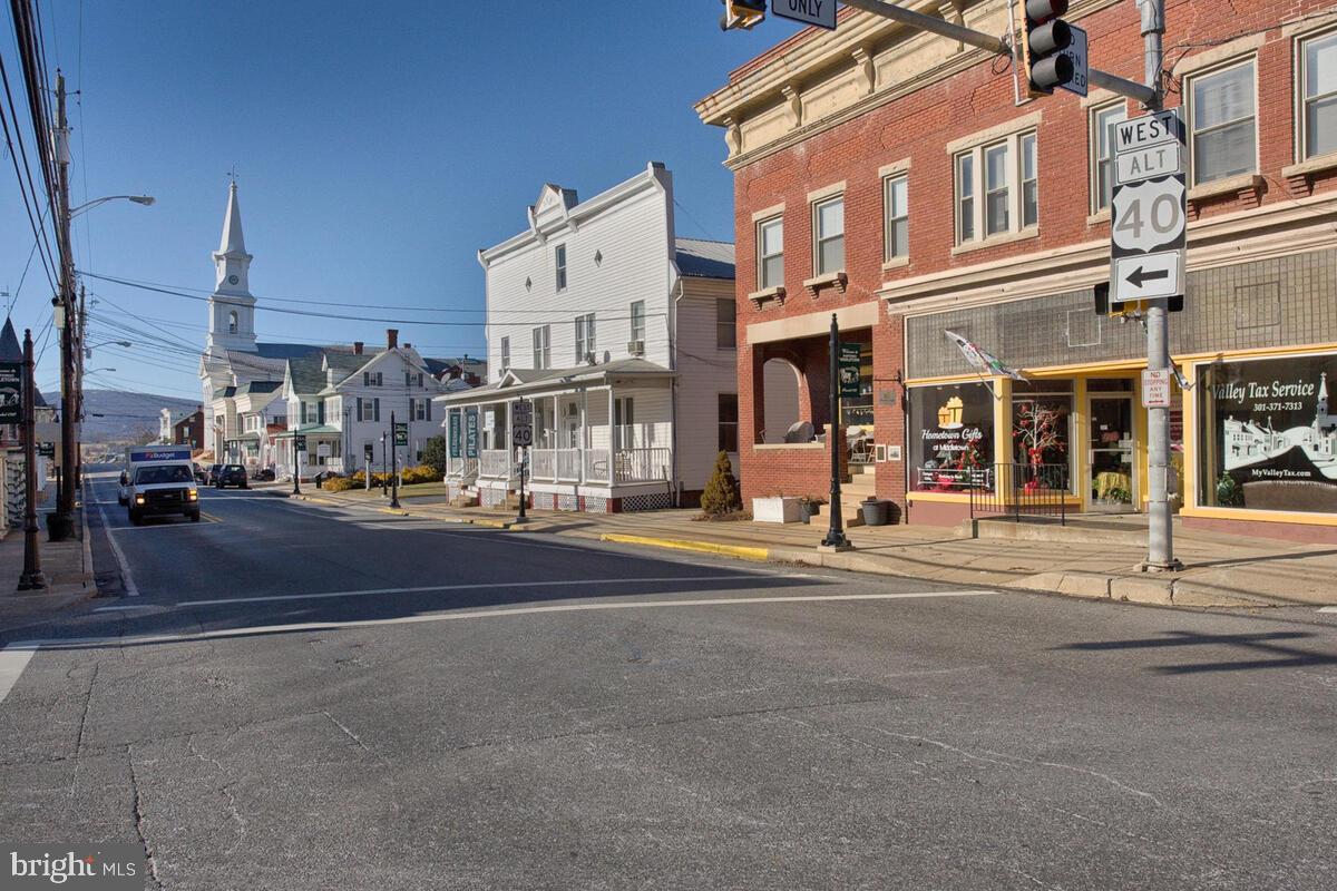 MIDDLETOWN - Residential