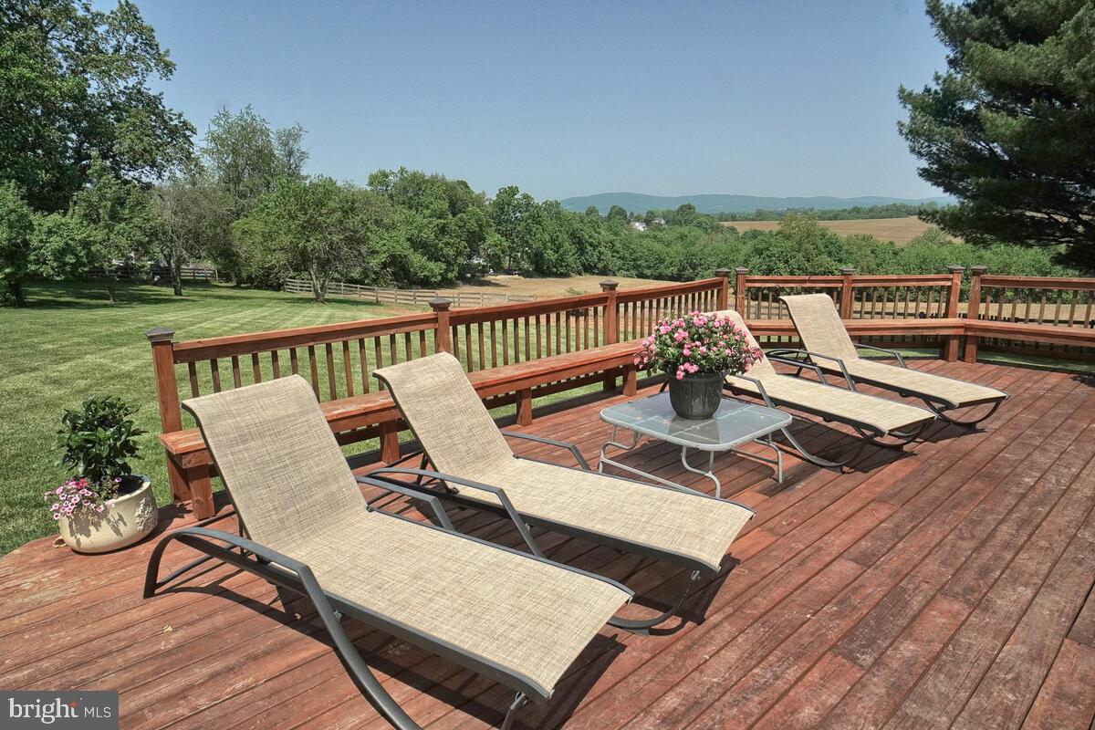 MIDDLETOWN - Residential