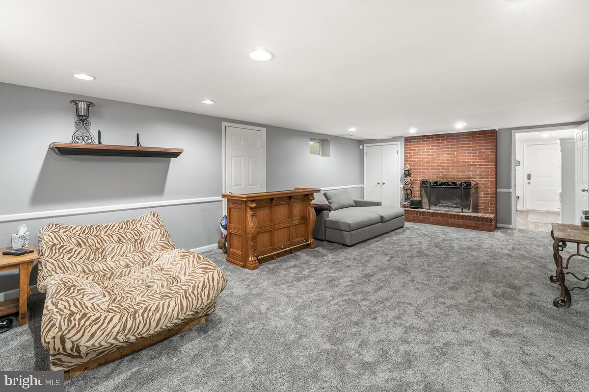 MIDDLETOWN - Residential