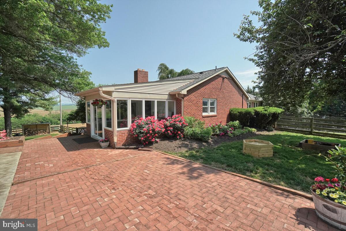 MIDDLETOWN - Residential