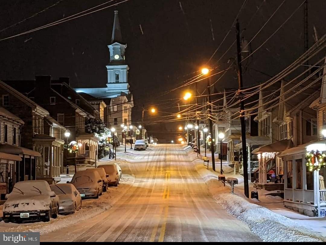 MIDDLETOWN - Residential