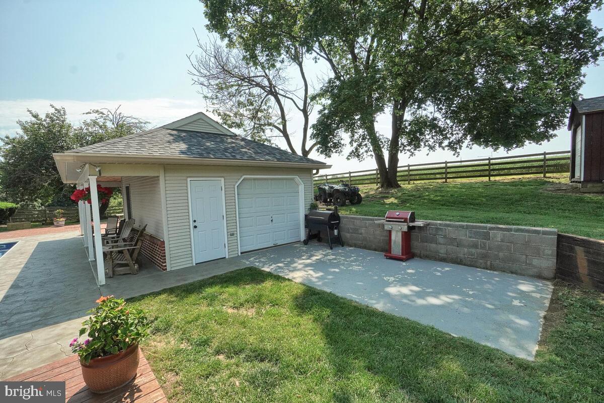 MIDDLETOWN - Residential