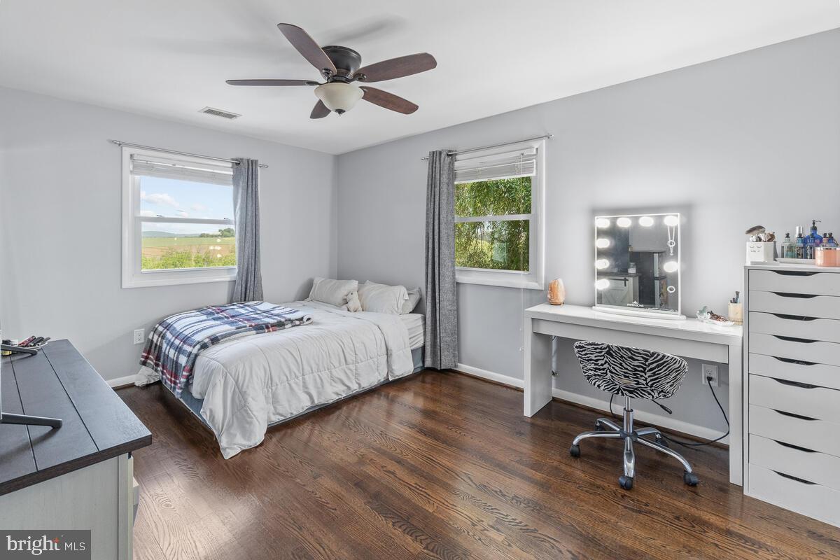 MIDDLETOWN - Residential