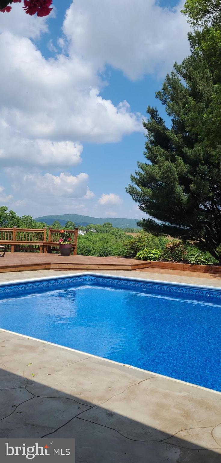 MIDDLETOWN - Residential