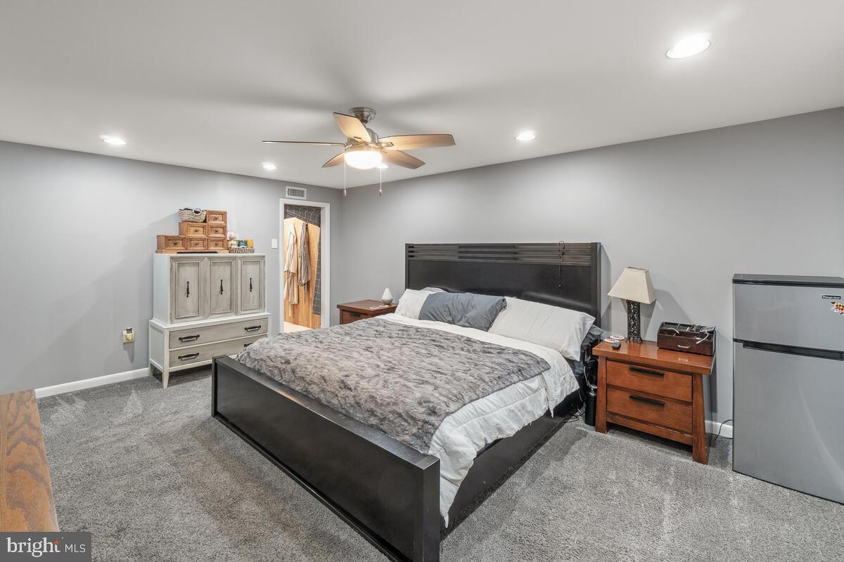 MIDDLETOWN - Residential