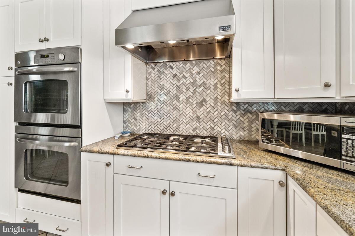 MIDDLETOWN - Residential