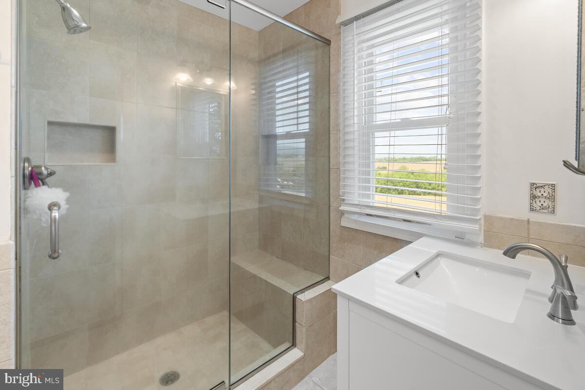 MIDDLETOWN - Residential