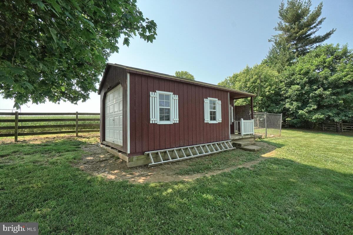 MIDDLETOWN - Residential