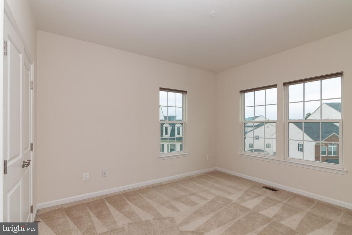 SOMERSET CONDO - Residential