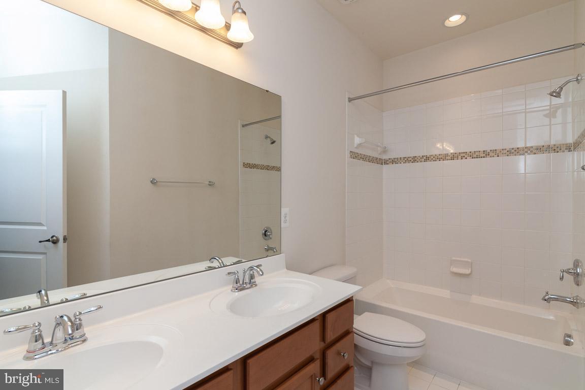 SOMERSET CONDO - Residential