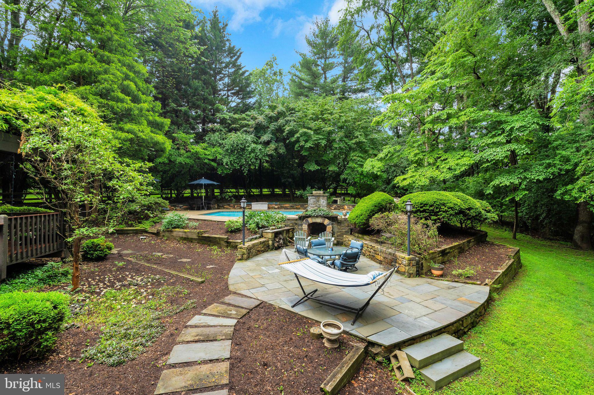 HEARTSEASE - Residential