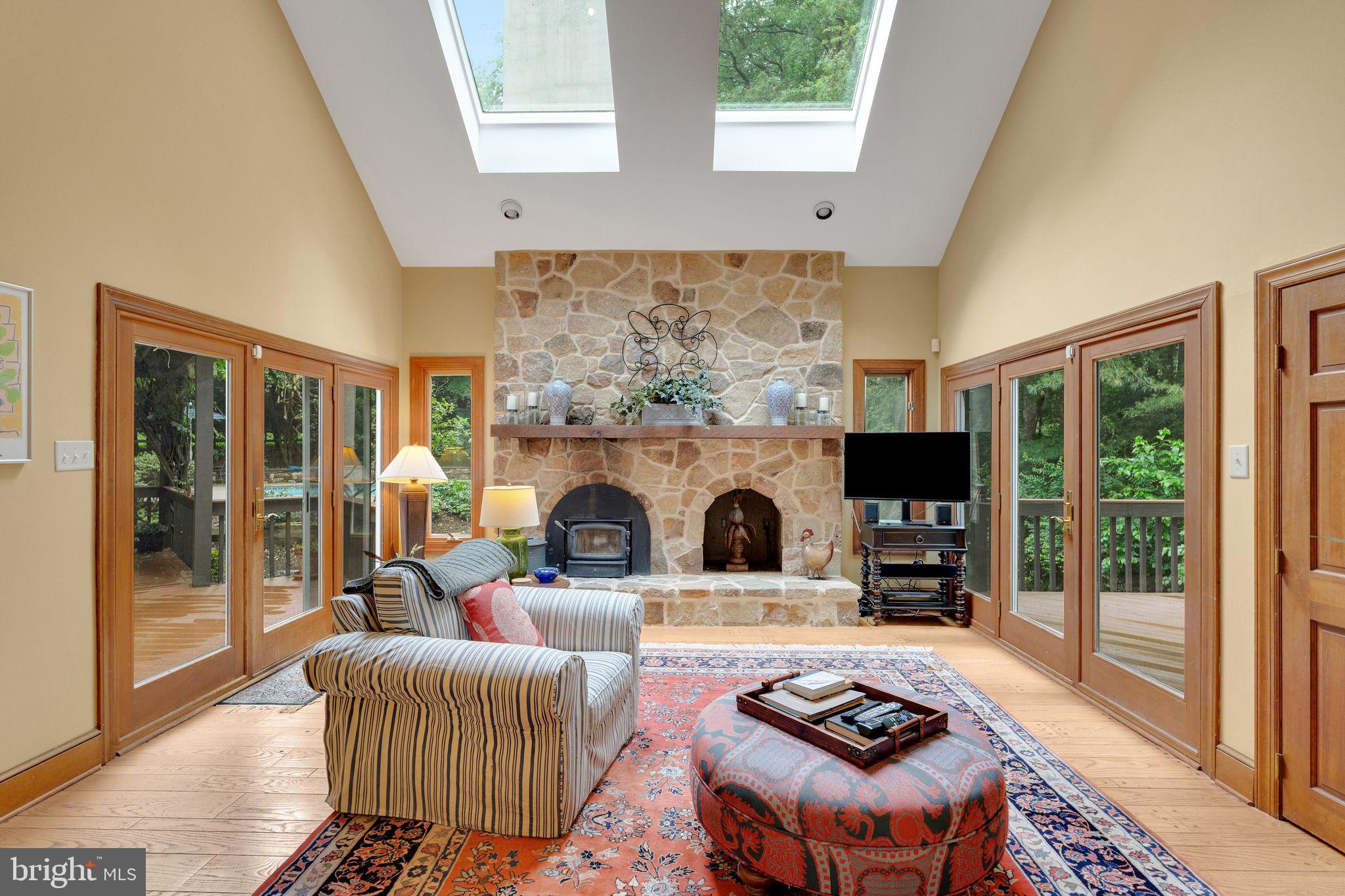 HEARTSEASE - Residential