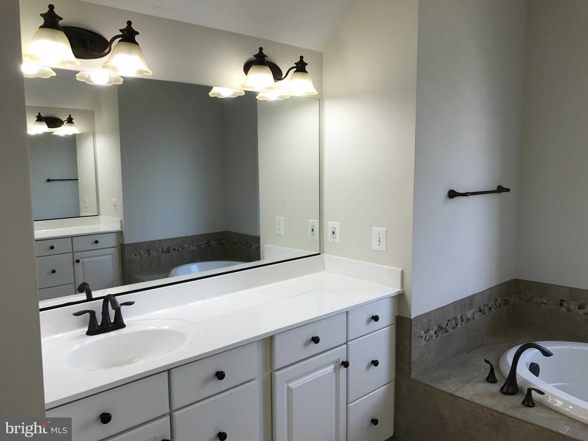 KIRKPATRICK FARMS - Residential