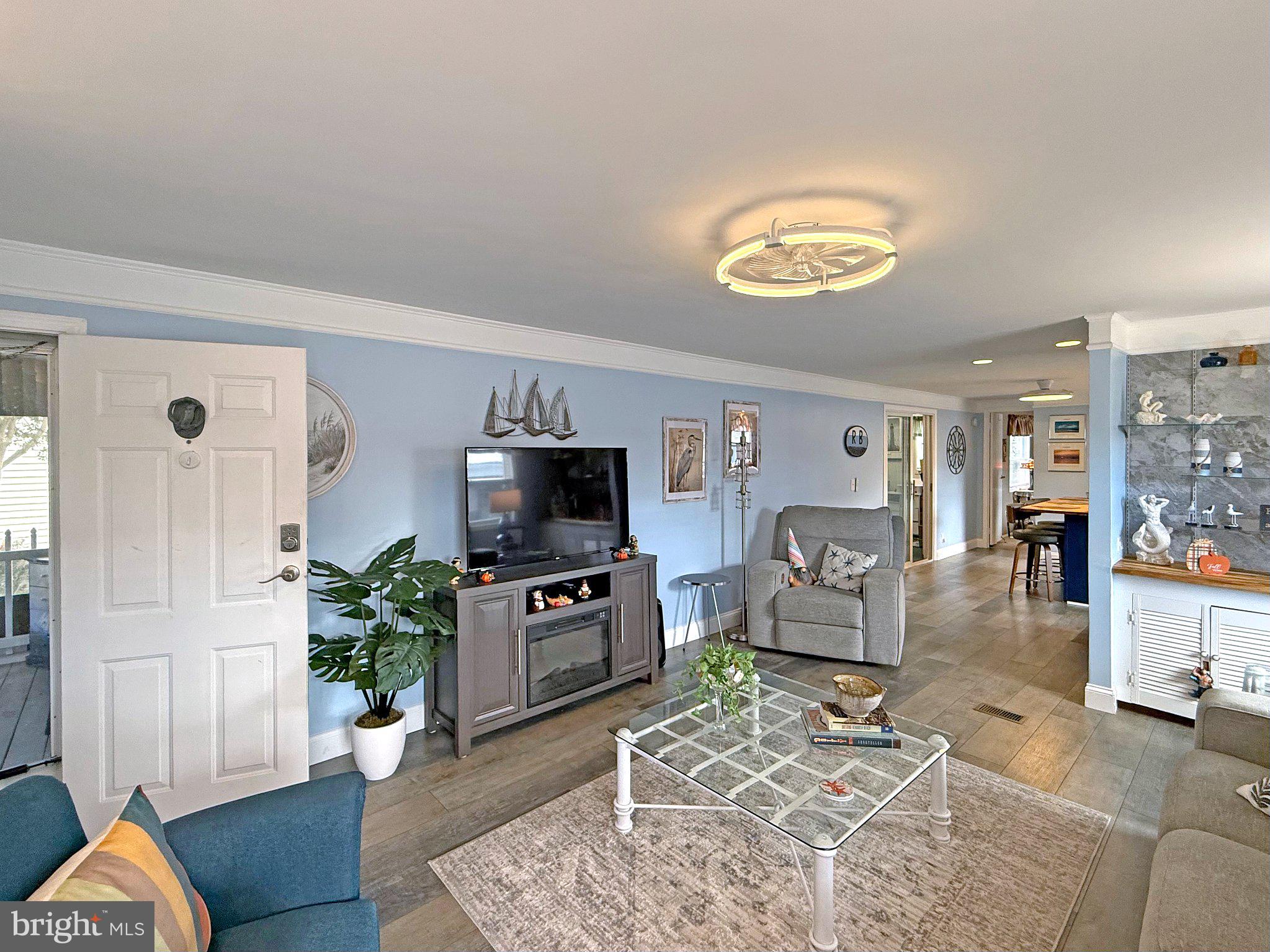 21787 D STREET D-14