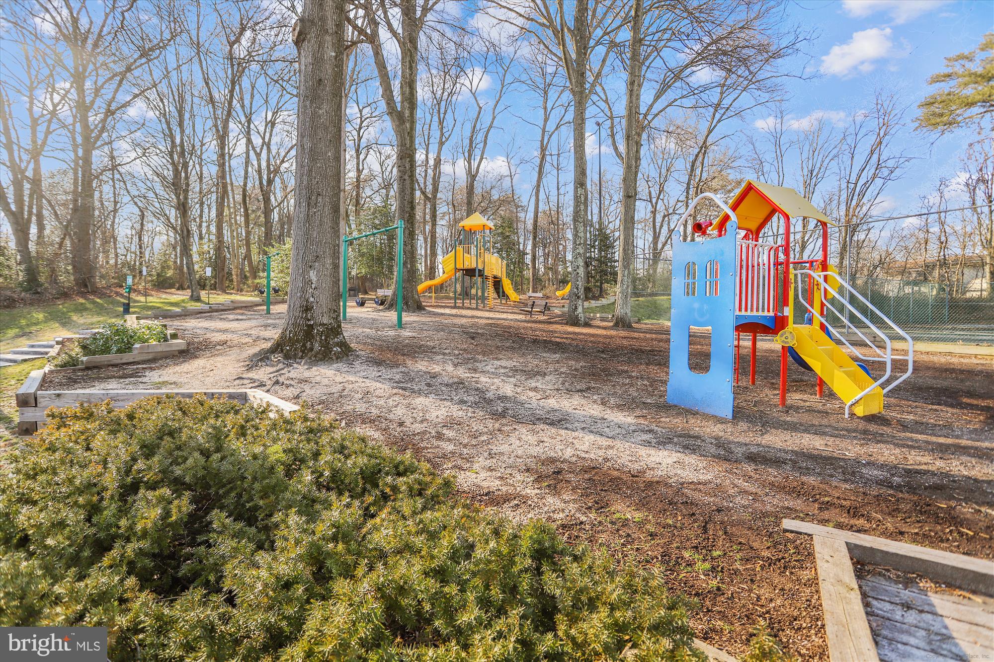 CHESTERFIELD GARDEN CONDOMINIUM - Residential