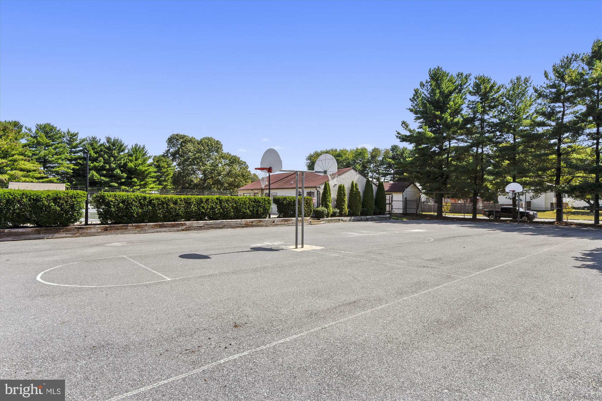 CHESTERFIELD GARDEN CONDOMINIUM - Residential