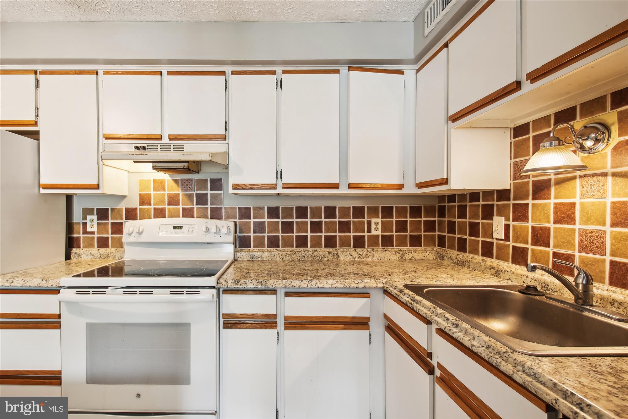 CHESTERFIELD GARDEN CONDOMINIUM - Residential