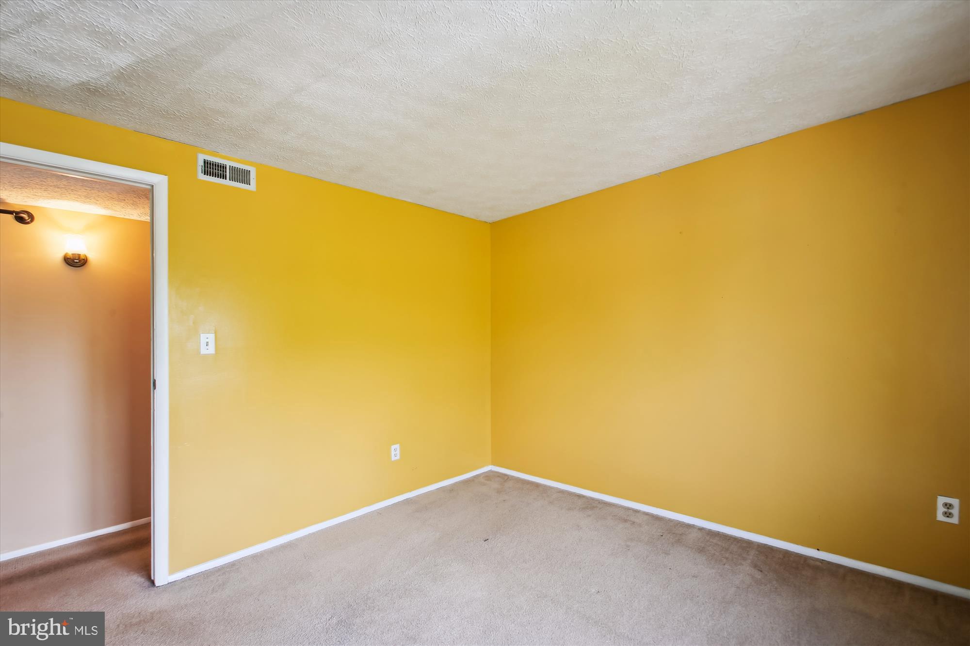 CHESTERFIELD GARDEN CONDOMINIUM - Residential