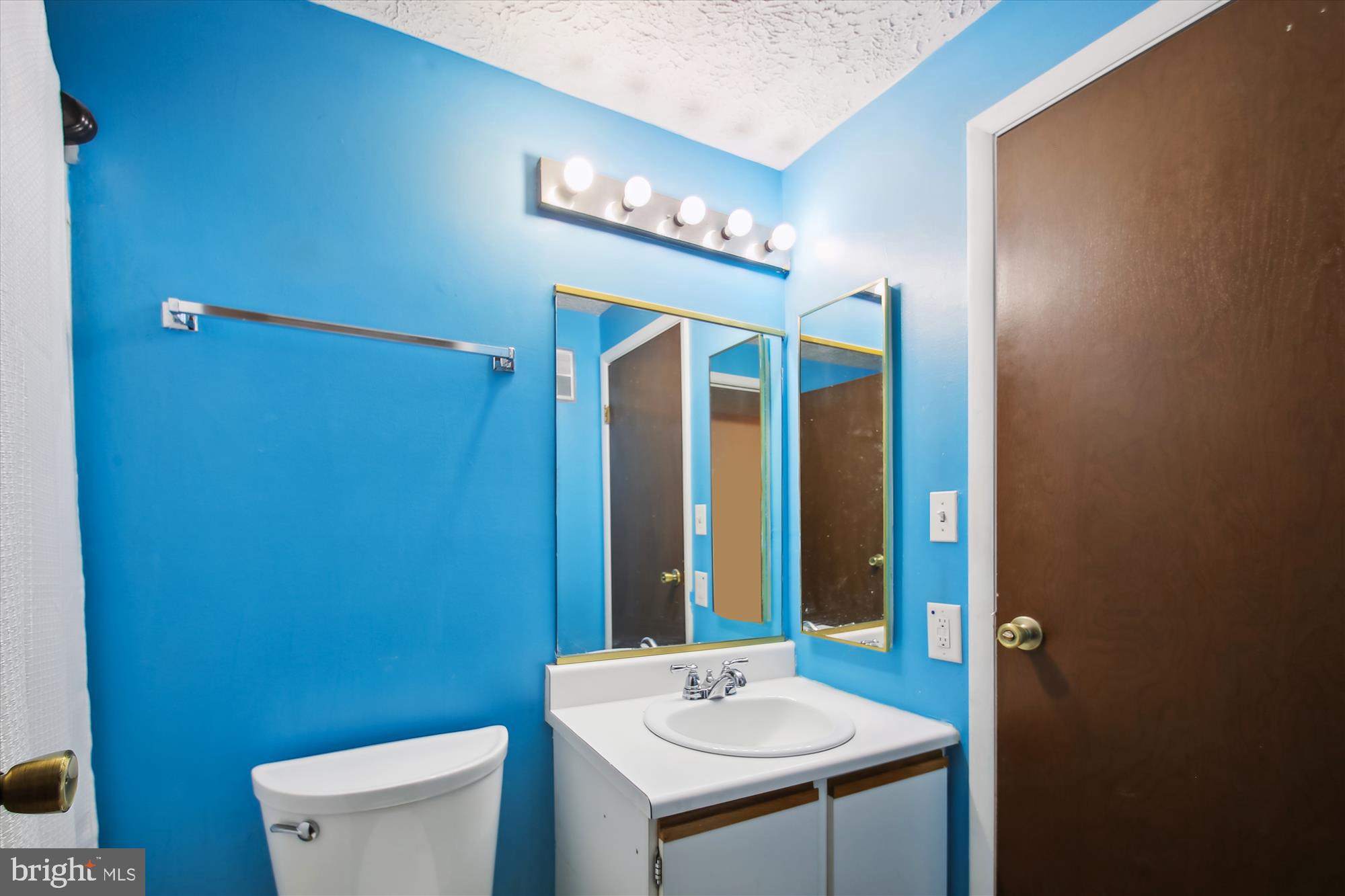 CHESTERFIELD GARDEN CONDOMINIUM - Residential