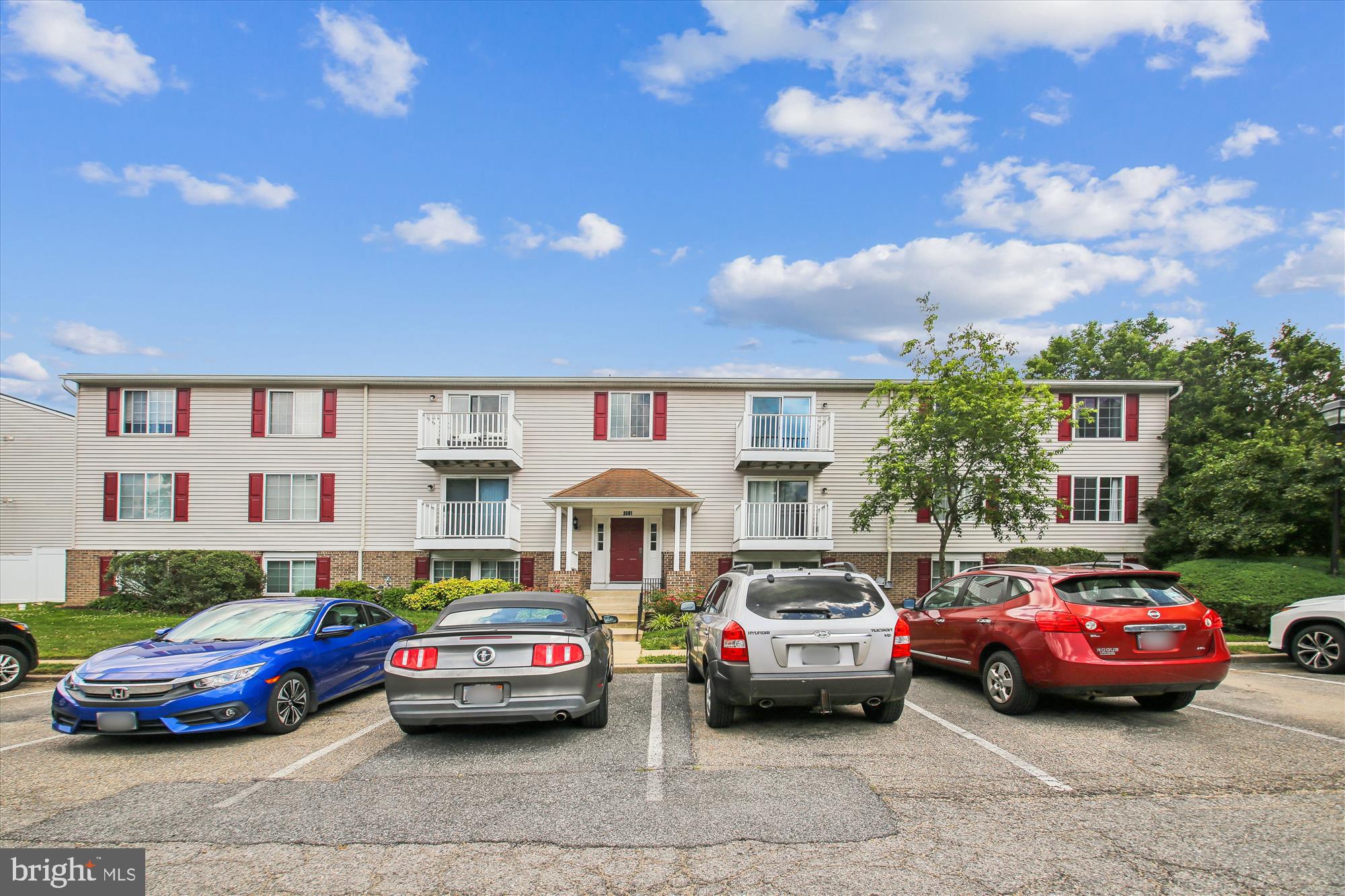 CHESTERFIELD GARDEN CONDOMINIUM - Residential